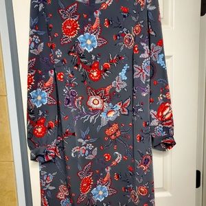 Loft Floral Print Dress, Gray Floral, 91% Polyester/9% Spandex. Size 14.  NEW.